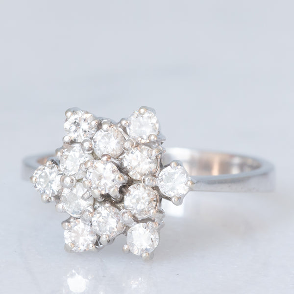 Anello a fiocco di neve vintage in oro bianco 14K con diamanti di taglio brillante (0.71ctw ca.), anni ‘60/‘70