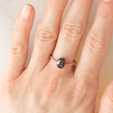 Solitario antico in oro giallo 9K con granato (1.10ct ca.), anni ‘10/‘20