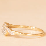 Anello a fiore vintage in oro giallo e bianco 9K con diamanti (0.10ctw ca.), anni ‘70