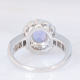 Anello a margherita in platino con tanzanite (1.70ct) e diamanti (1.28ctw), anni '90/anni '2000
