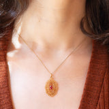 Vintage-Anhänger aus 8-karätigem Gelbgold mit rosa Glaspaste, 50er Jahre