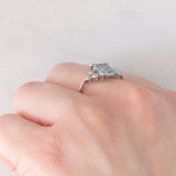 Anello vintage in platino con acquamarina (1.40ct ca.) e diamanti (0.18ctw ca.), anni ‘70