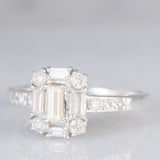 Anello vintage in platino con diamanti di taglio brillante e baguette (0.60ctw), anni ‘90