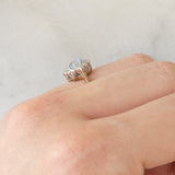 Anello a margherita vintage in oro giallo e bianco 9K con zaffiro e diamanti, anno 1992