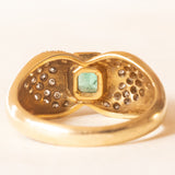Vintage-Ring aus 18-karätigem Gelbgold mit Smaragd (ca. 0.50 ct) und Diamanten im Brillantschliff (ca. 0.66 ctw), 70er/80er Jahre