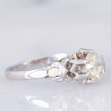 Solitario antico in oro bianco 18K con diamante di taglio rosa coroné (0.60ct ca.), anni ‘20/‘30