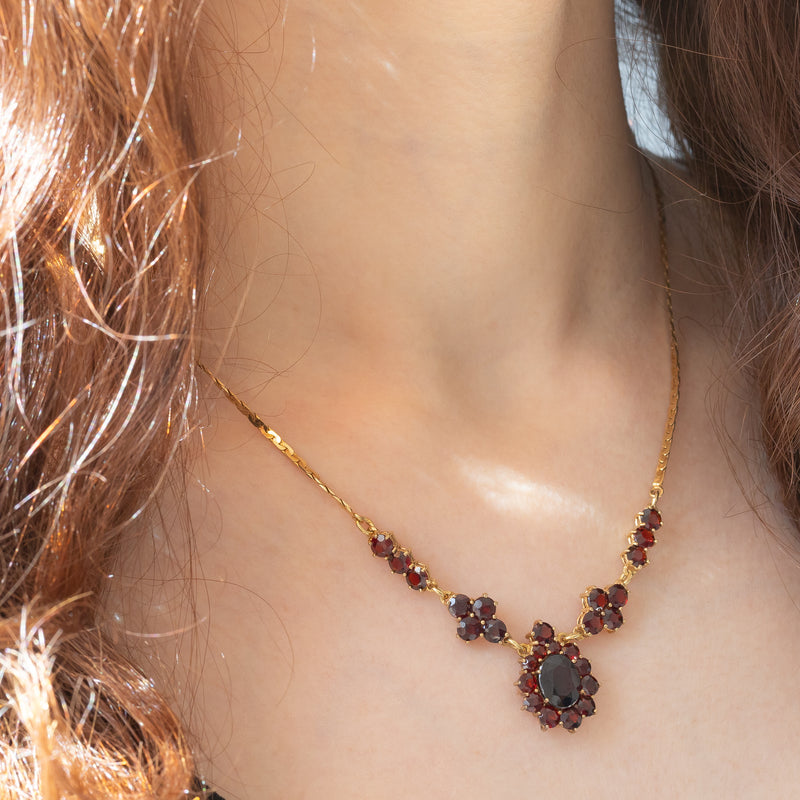 Collier vintage in oro giallo 8K con granati (8ctw ca.), anni ‘50/‘60