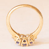 Vintage-Ring aus 9-karätigem Gelbgold mit Tansaniten (ca. 0.80 ctw) und Diamanten im Brillantschliff (ca. 0.06 ctw), Jahr 2004