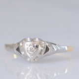 Solitario Art Déco a forma di cuore in oro giallo 18K e platino con diamante (0.03ct ca.), anni ‘20/‘30