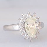 Anello a margherita e a goccia in platino con diamante centrale di 1.26ct e diamanti laterali (0.45ctw)