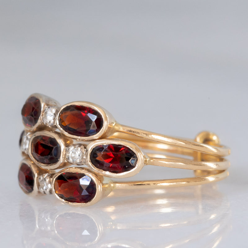 Anello harem in oro giallo 18K con granati (1.50ctw ca.) e pietre bianche, anni ‘60/‘70