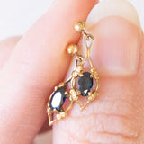 Vintage-Ohrringe aus 9-karätigem Gelbgold mit Saphiren (ca. 0.40 ctw), 1962