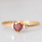 Solitario vintage in oro giallo 9K con granato di taglio a cuore (0.60ct ca.)