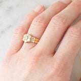*RISERVATO* SALDO Anello a margherita vintage in oro giallo 18K con diamanti di taglio brillante e di taglio baguette (1ctw ca.), anni ‘70
