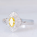 Anello ballerina in platino con diamante giallo (0.35ct) e diamanti bianchi (0.35ctw), anni ‘2000