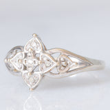 Anello vintage in oro bianco 9K con diamanti (0.03ctw ca.)