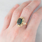 Anello da cocktail vintage in oro giallo 8K con spinello verde (3.80ct ca.), anni ‘70