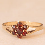 Vintage 9K Yellow Gold Flower Ring with Garnets (0.30ctw approx.)