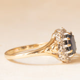 Vintage-Gänseblümchenring aus 9-karätigem Gelb- und Weißgold mit Saphir (ca. 0.90 ct) und Diamanten (ca. 0.10 ctw), 1990