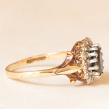 Vintage-Gänseblümchenring aus 9-karätigem Gelb- und Weißgold mit Saphir (ca. 0.90 ct) und Diamanten (ca. 0.12 ctw), 1989