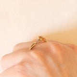 Anello vintage in oro giallo 9K con quarzo citrino (0.40ct ca.) e diamanti, anni ‘80