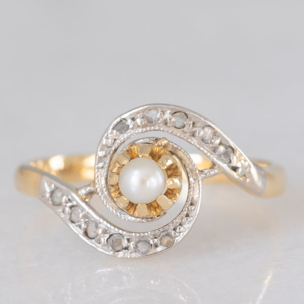 Anello tourbillion antico francese in oro giallo 18K con perla bianca e diamanti di taglio rosetta, anni ‘30