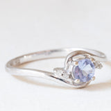Anello vintage in oro bianco 9K con tanzanite (0.20ct ca.) e diamanti, anni ‘90
