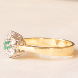 Vintage-Gänseblümchenring aus 14-karätigem Gelb- und Weißgold mit Smaragd (ca. 0.12 ct) und Diamanten im Brillantschliff (ca. 0.42 ctw), 60er/70er Jahre