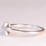 Anello vintage a forma di fiore in oro bianco 9K con diamanti (0.02ctw ca.), anni ‘90