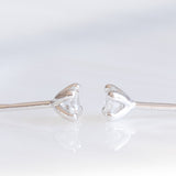 Orecchini punto luce in oro bianco 18K con diamanti di taglio brillante (0.44ctw ca.)