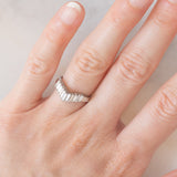 Anello a “V” in platino con diamanti di taglio baguette (0.50ctw), anni ‘70/‘80