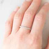 Mezzo eternity vintage in oro bianco 18K con diamanti di taglio brillante (0.33ctw ca.), anni ‘90/anni ‘2000