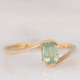 Solitario in oro giallo 9K con tormalina azzurra (0.34ct ca.)