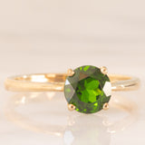 Solitario vintage in oro giallo 8K con cromodiopside (1ct ca.), anni ‘80