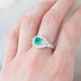 Anello a margherita vintage in platino con smeraldo colombiano (1.07ct) e diamanti (1.01ctw), anni ‘80
