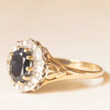 Vintage-Gänseblümchenring aus 9-karätigem Gelb- und Weißgold mit Saphir (ca. 0.90 ct) und Diamanten (ca. 0.10 ctw), 1990