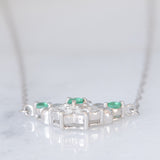 Collana vintage in platino con smeraldi e diamanti di taglio brillante (0.19ctw), anni ‘70/‘80