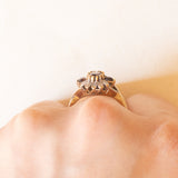 Vintage-Ring aus 9-karätigem Gelb- und Weißgold mit Granaten (ca. 0.70 ctw) und Diamanten, 60er Jahre
