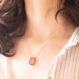 Vintage-Halskette aus 9-karätigem Gelbgold mit Hufeisen-Anhänger aus 9-karätigem Gelbgold und synthetischen Rubinen (ca. 1 Karat), 90er Jahre