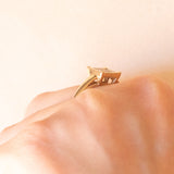 Anello vintage in oro giallo 9K con diamanti di taglio carré (0.30ctw ca.), anno 2016
