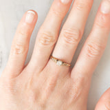 Solitario vintage in oro giallo 9K con diamanti (0.20ctw ca.)