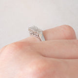 Anello a “V” in platino con diamanti di taglio baguette (0.50ctw), anni ‘70/‘80