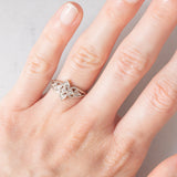 Anello vintage in oro bianco 9K con diamanti (0.03ctw ca.)