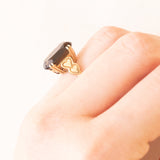 Vintage-Cocktailring aus 9-karätigem Gelbgold mit Rauchquarz (ca. 5 Karat) und Herzverzierungen, 1991