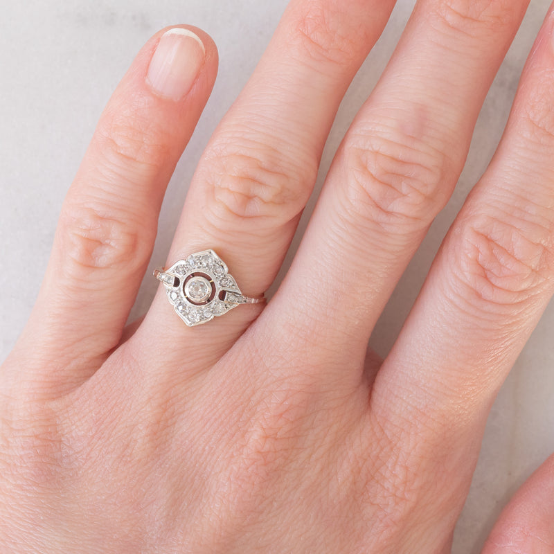 Anello Art Déco in oro giallo e bianco 14K con diamanti di taglio vecchia miniera e di taglio rosetta (0.30ctw ca.), anni ‘30