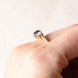 Antike Trilogie aus 18 Karat Gelbgold und Silber mit Saphir im Cabochonschliff (ca. 0.60 ct) und Diamanten im Rosettenschliff (ca. 0.20 ctw), 10er/20er Jahre