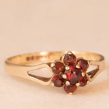 Vintage 9K Yellow Gold Flower Ring with Garnets (0.30ctw approx.)