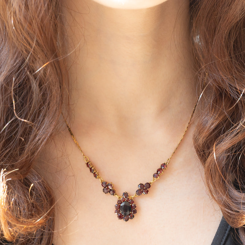 Collier vintage in oro giallo 8K con granati (8ctw ca.), anni ‘50/‘60