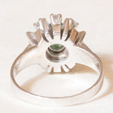 Vintage 14K white gold daisy ring with green tourmaline (0.70ct approx.) and brilliant cut diamonds (0.50ctw approx.), 70s