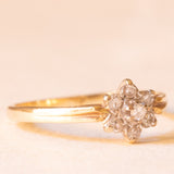 Vintage-Blumenring aus 9-karätigem Gelbgold mit Diamanten (ca. 0.07 ctw), 1984